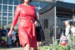 "Daiva Art" raudona natūralios odos suknelė
