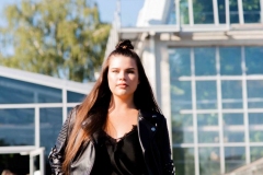 "Daiva Art" natūralios odos striukė dekoruota Swarovski kristalais ir sijonas