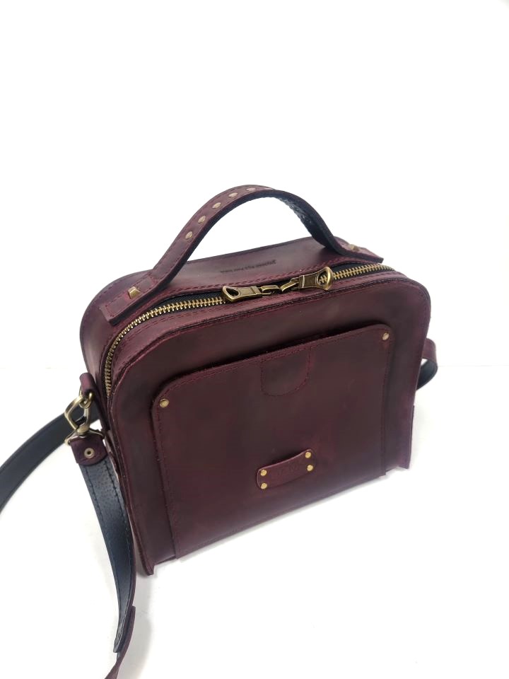 sofija 217 crazy horse bordo