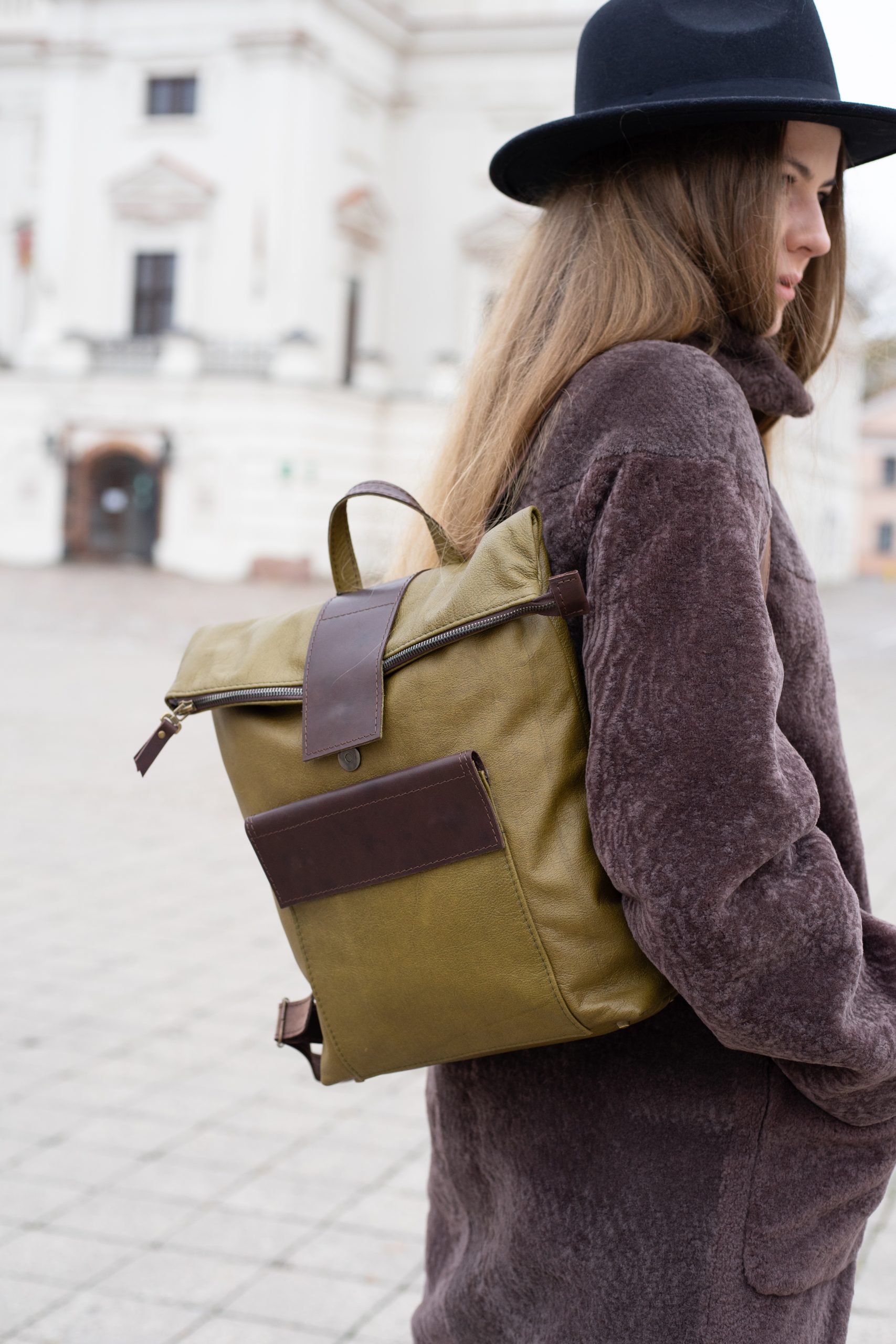 DAIVA ART Genuine Leather Backpack MOD-K219 - Image 2