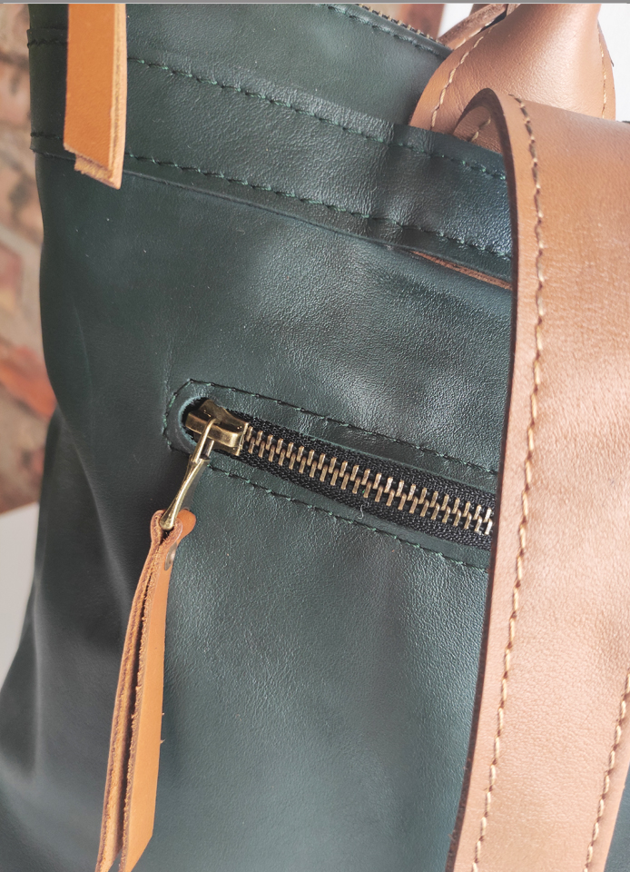“DAIVA ART” GENUINE LEATHER BACKPACK/HANDBAG “DATULĖ” (240Z) - Image 4